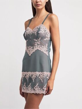Wacoal Embrace Lace Chemise Small dark slate grey Romantic Feminine Sleepwear